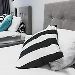 Hotel Czarno Na Bialym Cracóvia