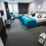 Hotel Czarno Na Bialym Cracóvia