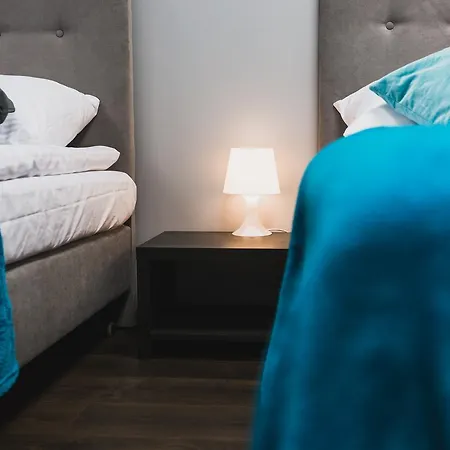 Czarno Na Bialym מלון 3*