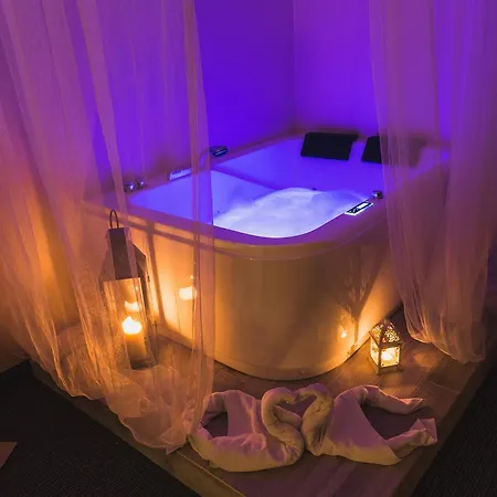 Hotel Czarno Na Bialym 3*