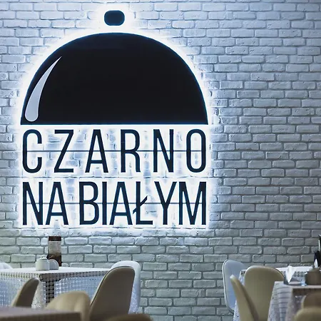 Hotel Czarno Na Bialym