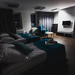 Czarno Na Bialym Szálloda 3*