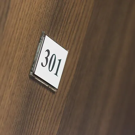 Czarno Na Bialym 克拉科夫