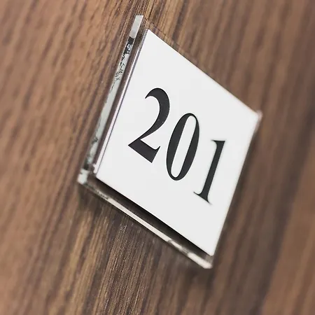 Czarno Na Bialym 酒店