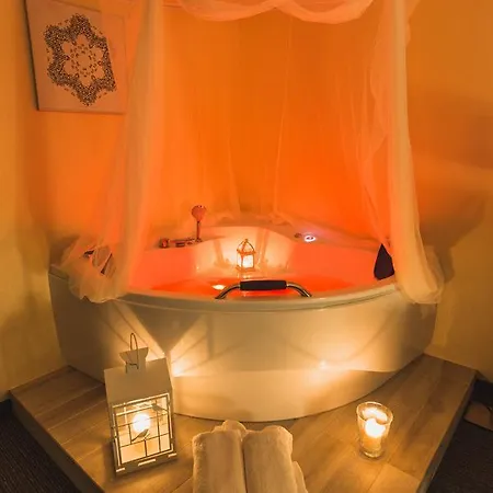 Czarno Na Bialym 3* 克拉科夫